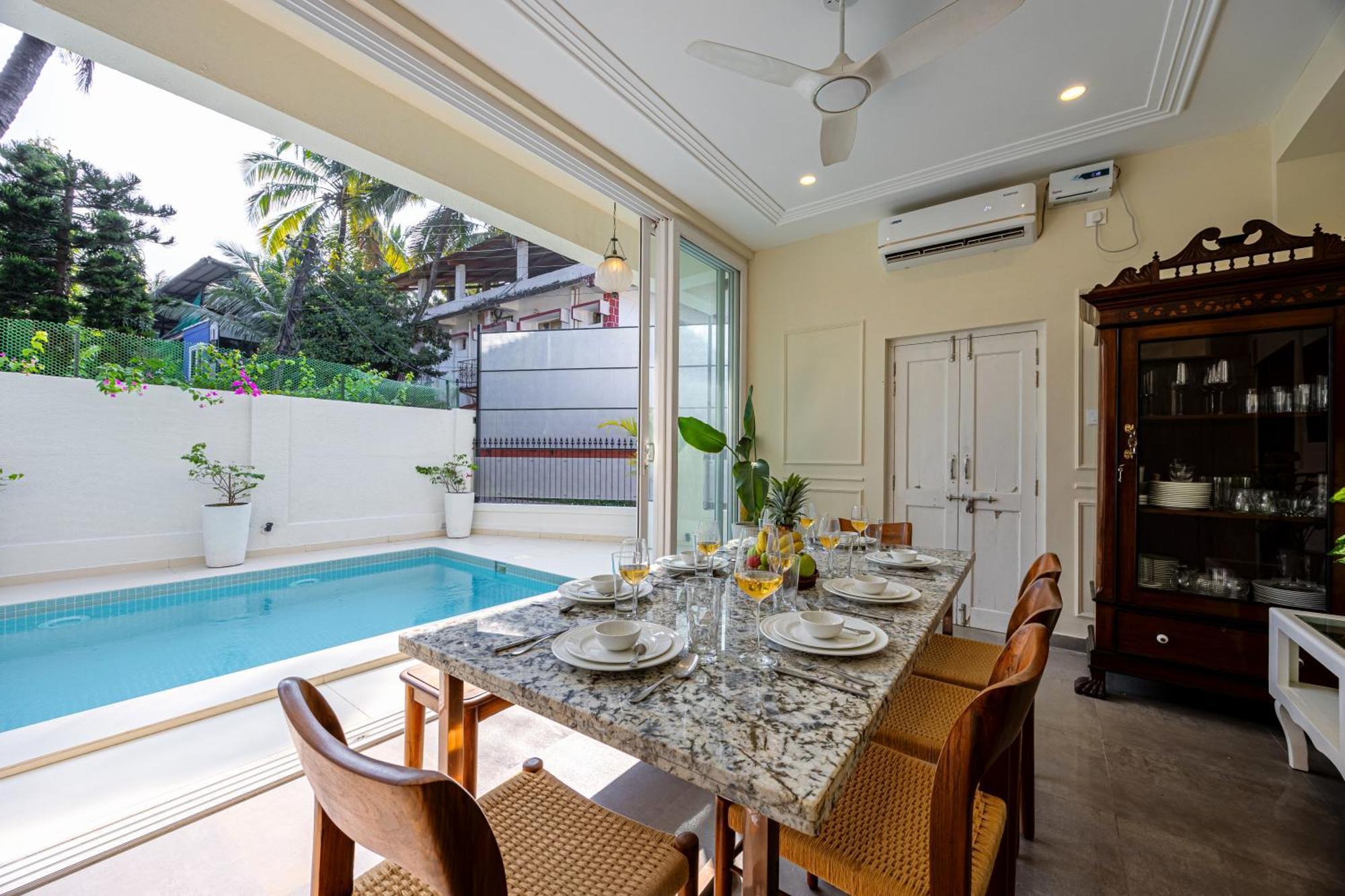 Elivaas 4 Bhk Villa Near Beach With Private Pool & Bar - Casa Boa Vida 칸돌림 외부 사진